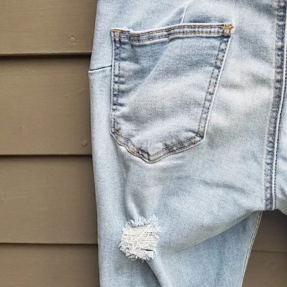 Refuge Rio 7 Distressed Mid Rise Push Up Jeans size 7 - Picture 5 of 10
